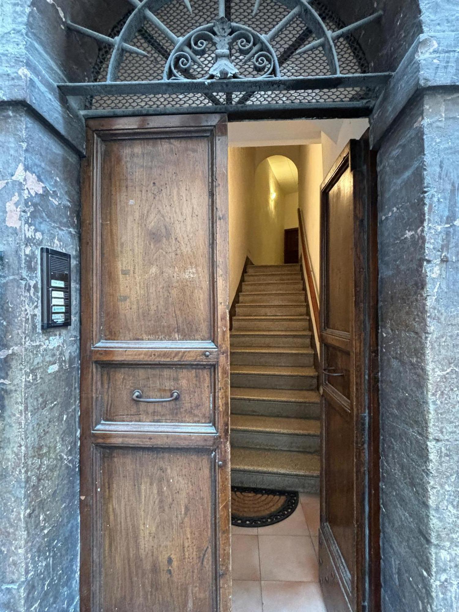 La Loggia Di Portica Residenza Storica Nel Centro Di Assisi Apartment ภายนอก รูปภาพ